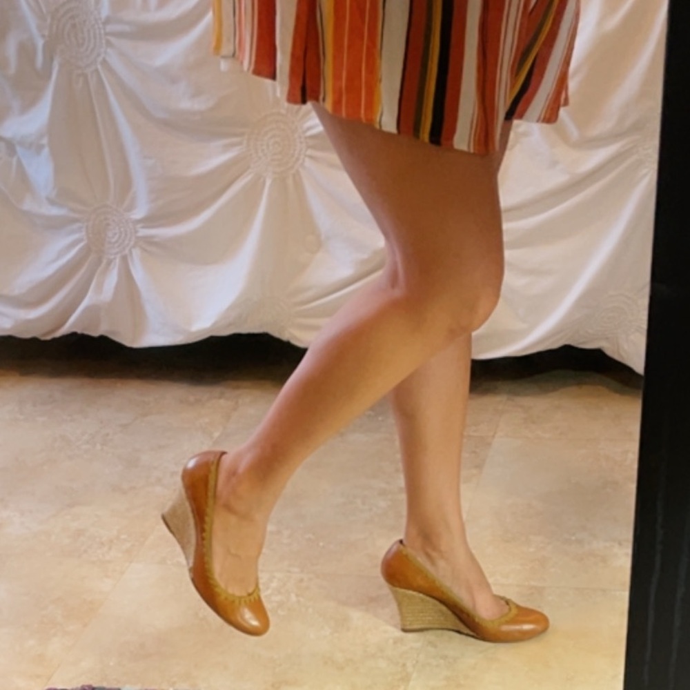 Lanvin Brown Grosgrain Stitched Leather Wedge Pump Size 38 - Picture 4 of 15